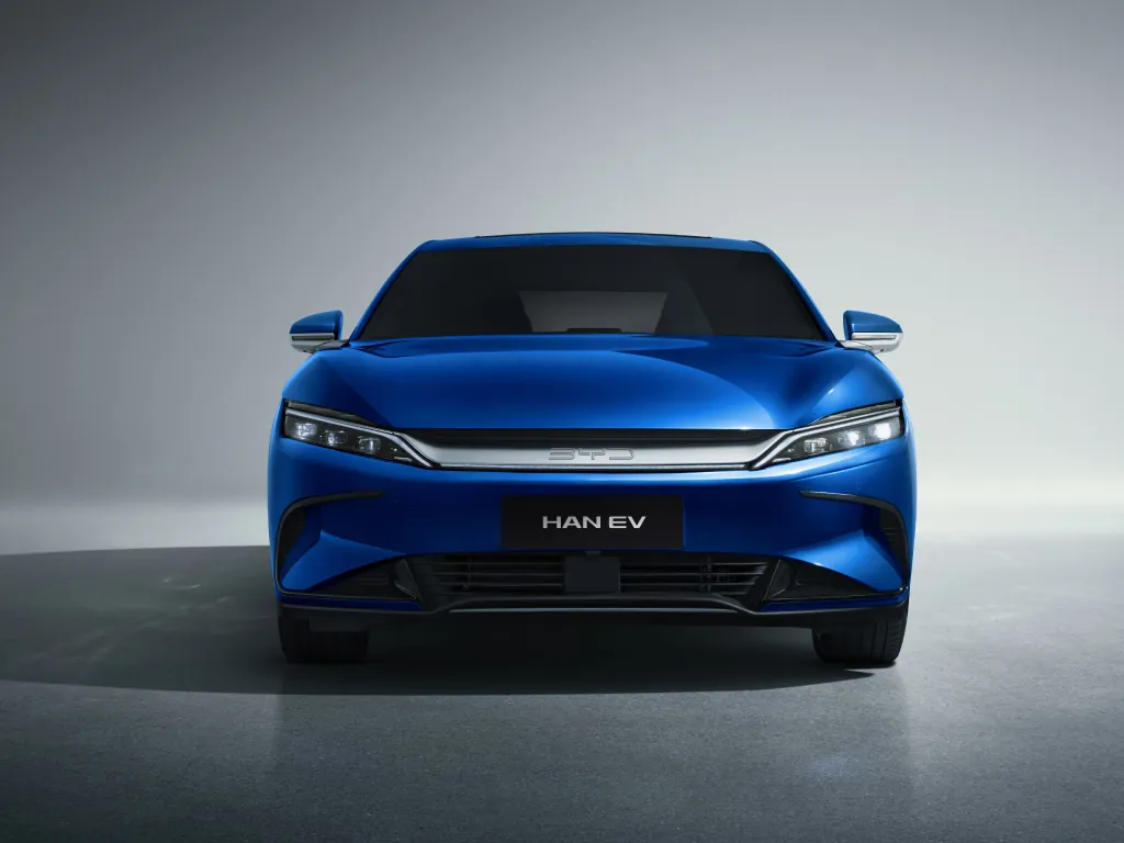 BYD Han cận cảnh đầu xe