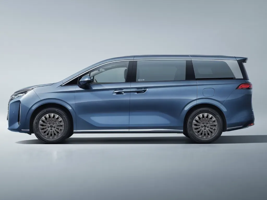 Hệ DM-i Super Hybrid — BYD M9