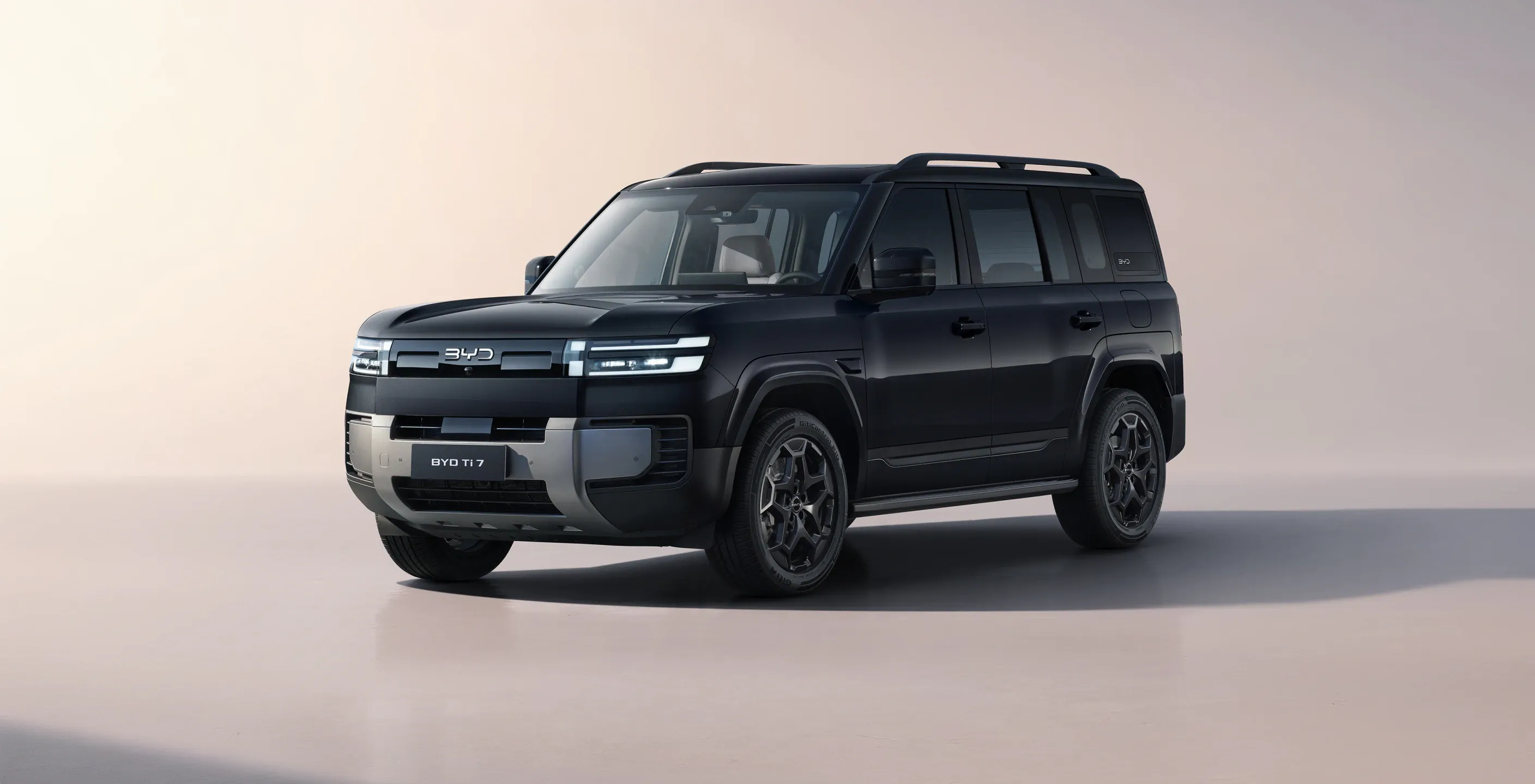 BYD Ti7 màu Obsidian Black